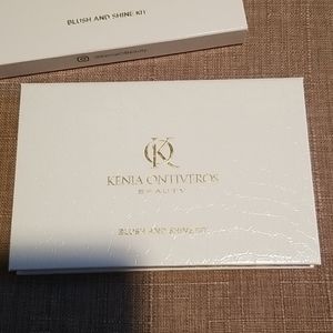 Kenia Ontiveros blush and shine kit (never used)